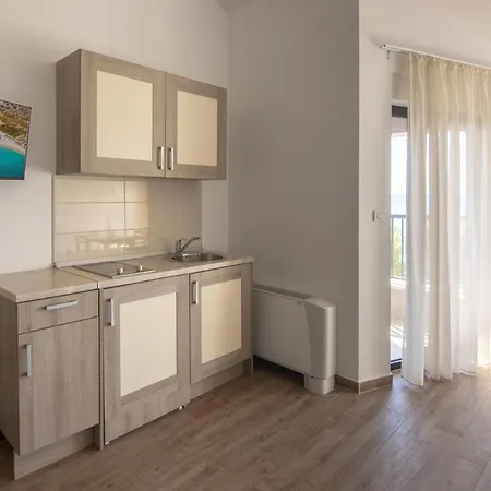Apartment Beach Lucija *