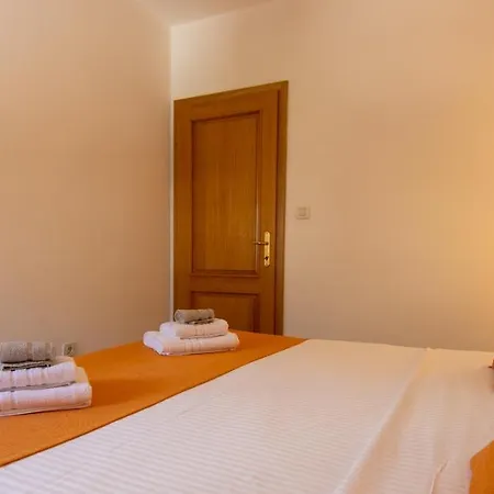 Apartment Beach Lucija