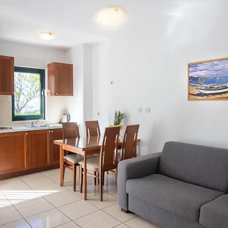 Apartment Beach Lucija Makarska