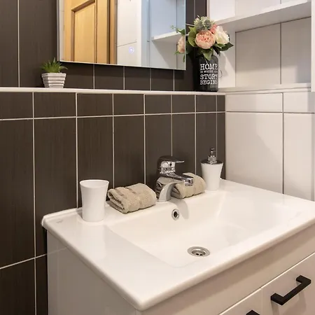 Beach Lucija Apartman